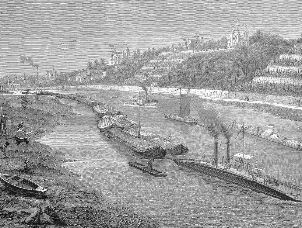 historisches Bild mit Kettenschiffen auf der Elbe